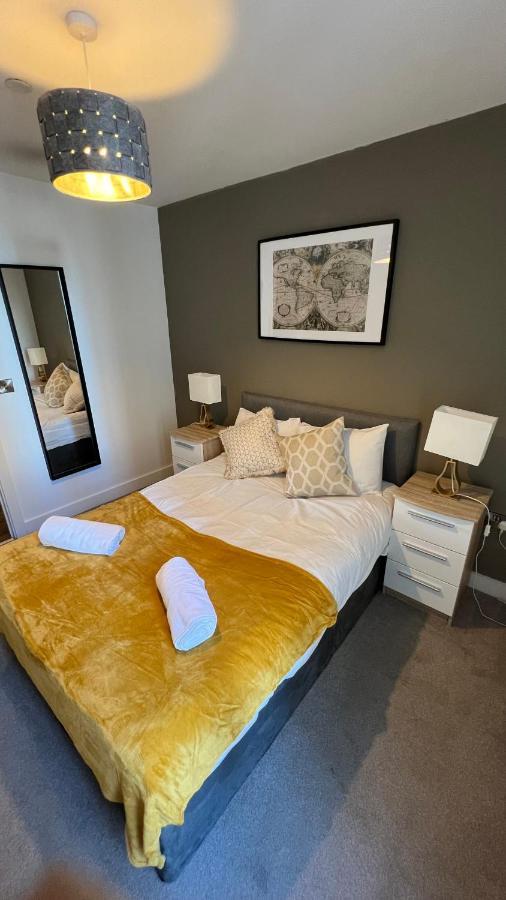 Stunning Manchester City Centre Apartment! Ideal For Small Groups Exterior photo