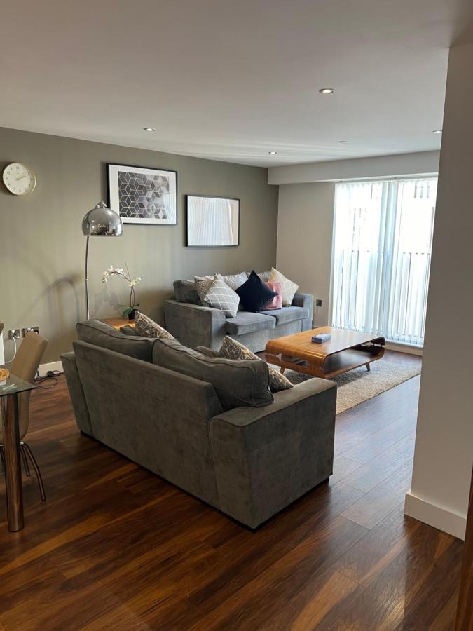 Stunning Manchester City Centre Apartment! Ideal For Small Groups Exterior photo